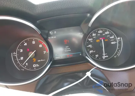 2021 Alfa Romeo Stelvio Rwd из США, поврежденный, VIN ZASPAJAN7M7D11957